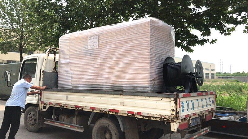 6.8號，一臺(tái)HQ35GF靜音箱柴油發(fā)電機(jī)組發(fā)往江蘇鹽城大豐區(qū)