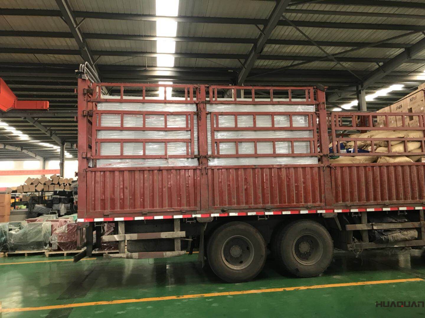 一臺HQ30GF靜音箱底座油箱型柴油發(fā)電機組于7月15號發(fā)往天津	